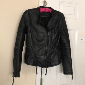 Beautiful Zara Leather Moto Jacket 💕 Size M